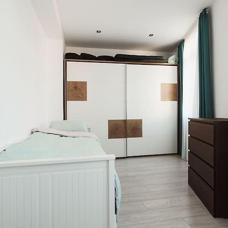 Ambassador Apartment Бая-Маре Экстерьер фото