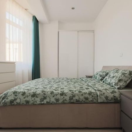 Ambassador Apartment Бая-Маре Экстерьер фото