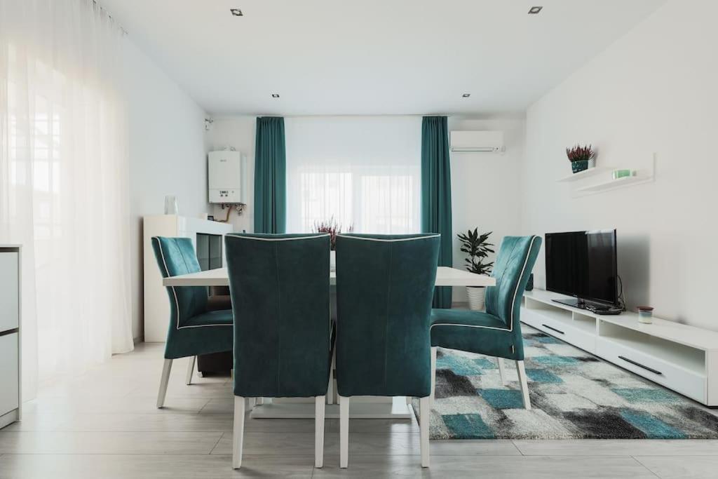 Ambassador Apartment Бая-Маре Экстерьер фото