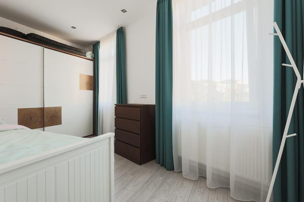 Ambassador Apartment Бая-Маре Экстерьер фото
